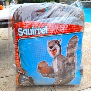 Squirrel costume with head piece, inflatable tail, gloves and 2 acorns